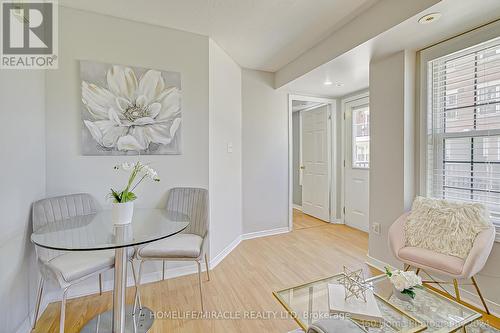 109 - 37 Four Winds Drive, Toronto, ON - Indoor Photo Showing Dining Room