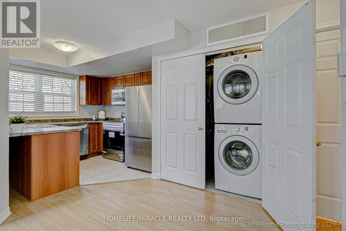 109 - 37 Four Winds Drive, Toronto, ON - Indoor Photo Showing Laundry Room