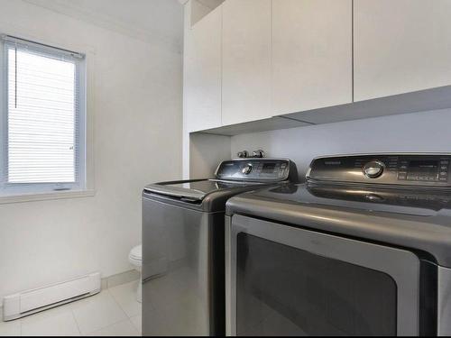 Powder room - 1145 Rue De Munich, Laval (Auteuil), QC - Indoor Photo Showing Laundry Room