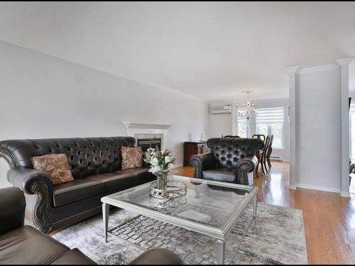 Living room - 1145 Rue De Munich, Laval (Auteuil), QC - Indoor Photo Showing Living Room