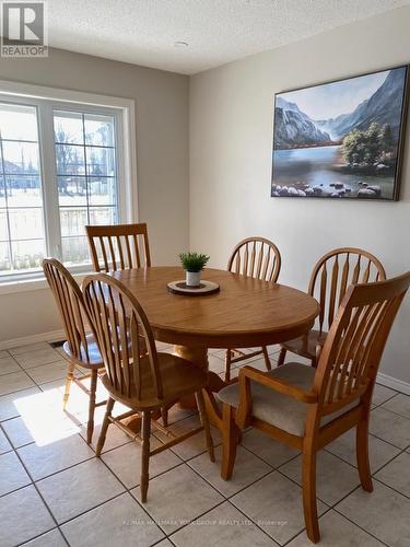 27 - 162 Settlers Way, Blue Mountains, ON - Indoor Photo Showing Dining Room