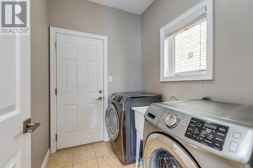 42 Sexton Crescent, Hamilton, ON - Indoor Photo Showing Laundry Room
