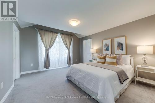 42 Sexton Crescent, Hamilton, ON - Indoor Photo Showing Bedroom