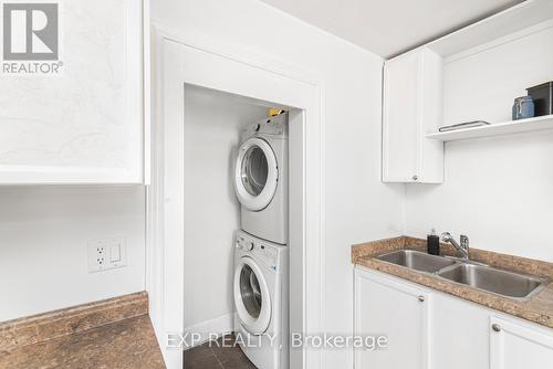 56 - 54 William Street, Brantford, ON - Indoor Photo Showing Laundry Room