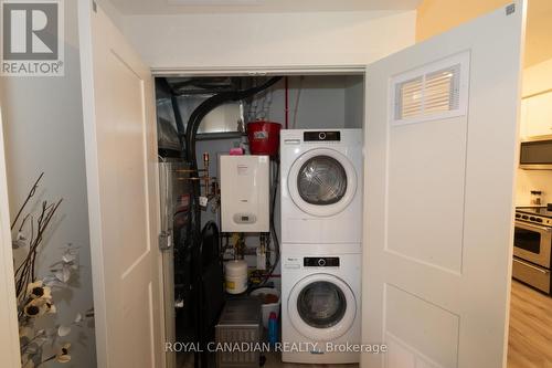 430 - 110 Fergus Avenue W, Kitchener, ON - Indoor Photo Showing Laundry Room