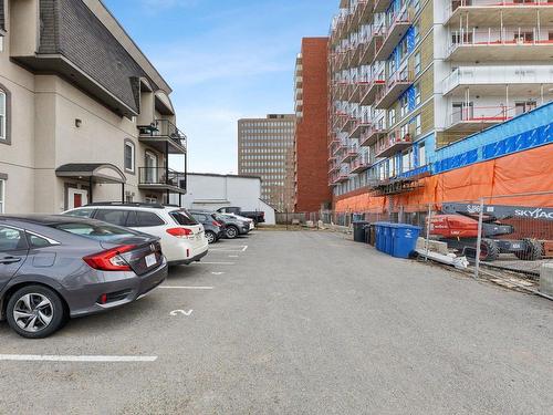 Parking - 1-241 Rue Laurier, Gatineau (Hull), QC - Outdoor