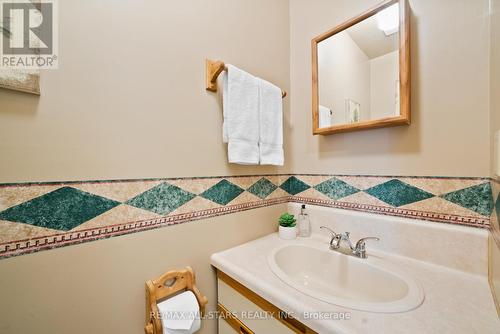 38 Aino Beach Road, Kawartha Lakes, ON - Indoor Photo Showing Bathroom