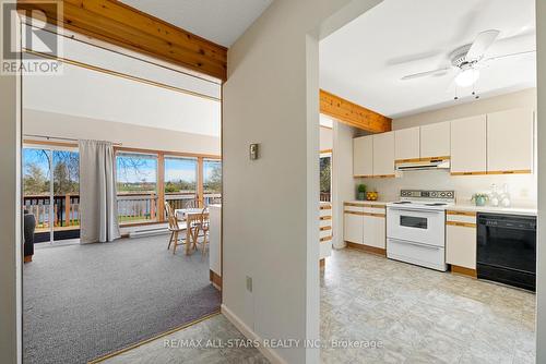 38 Aino Beach Road, Kawartha Lakes, ON - Indoor Photo Showing Kitchen