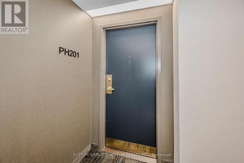 Ph201 - 1271 Walden Circle, Mississauga, ON - Indoor Photo Showing Other Room