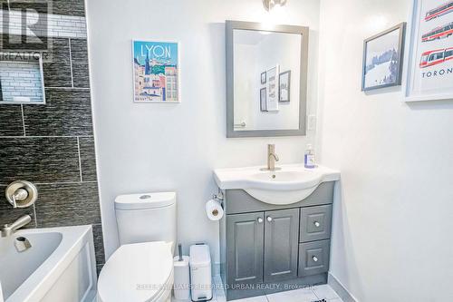 1411 - 3845 Lake Shore Boulevard, Toronto, ON - Indoor Photo Showing Bathroom