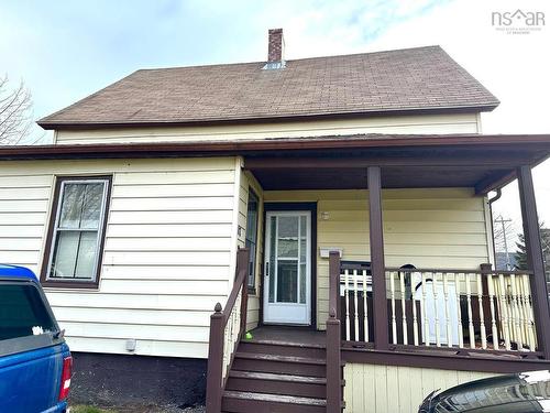 47 Lower Mclean Street, Glace Bay, NS 