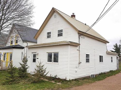 31 Pier Road, Parrsboro, NS 