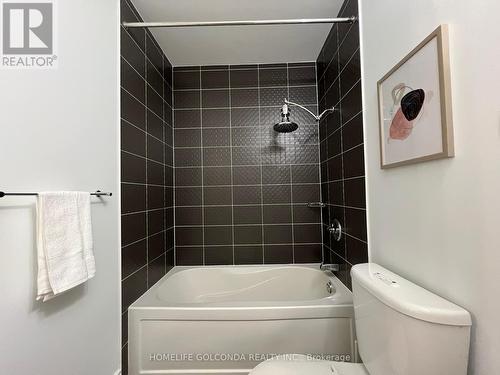 112 - 273 South Park Road, Markham, ON - Indoor Photo Showing Bathroom