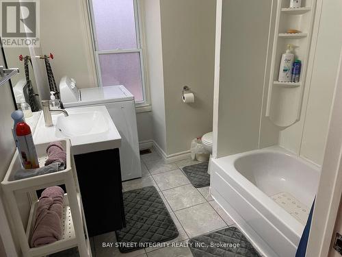 229 Elm Avenue, Georgina, ON - Indoor Photo Showing Bathroom