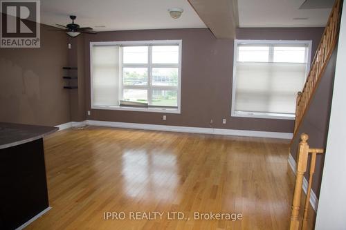 8 - 885 Lakeshore Road E, Mississauga, ON - Indoor Photo Showing Other Room