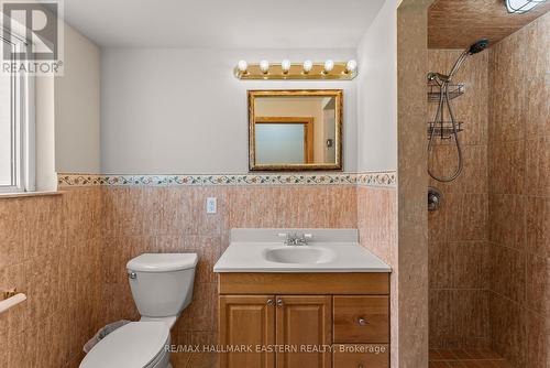 167 Regina Avenue, Toronto, ON - Indoor Photo Showing Bathroom