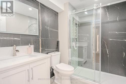 64 Fairlane Avenue, Barrie, ON - Indoor Photo Showing Bathroom