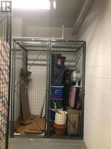 2202 - 225 Sackville Street, Toronto, ON - Indoor With Storage