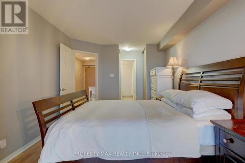 1605 - 298 Jarvis Street, Toronto, ON - Indoor Photo Showing Bedroom