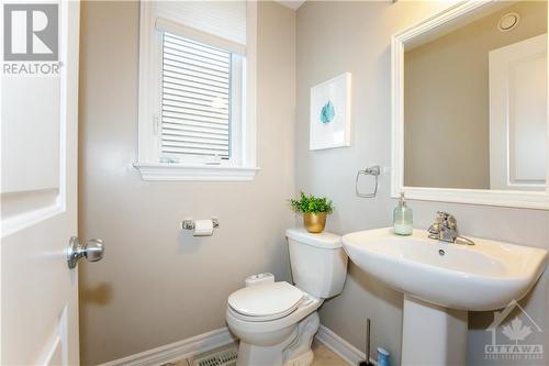 110 Shackleford Way, Ottawa, ON - Indoor Photo Showing Bathroom