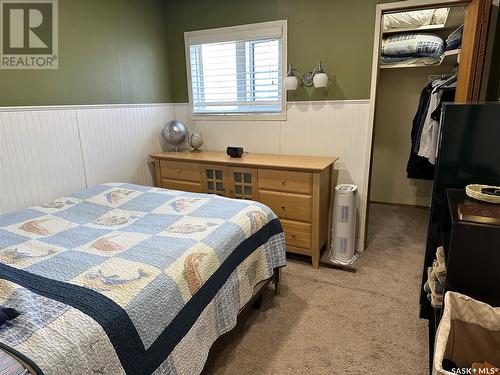 301 Belfast Street, North Portal, SK - Indoor Photo Showing Bedroom