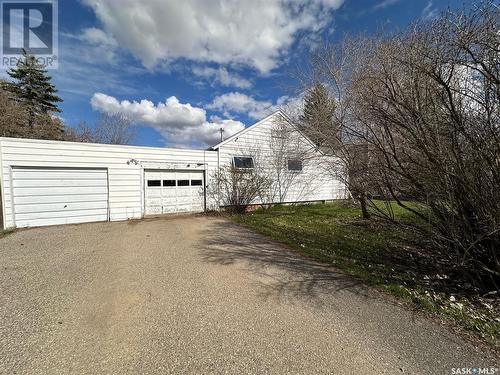 301 Belfast Street, North Portal, SK - Outdoor