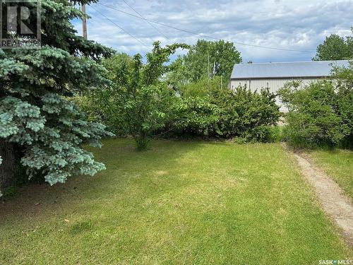 301 Belfast Street, North Portal, SK - Outdoor