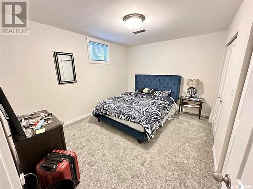 28 Hartney Bay, Weyburn, SK - Indoor Photo Showing Bedroom