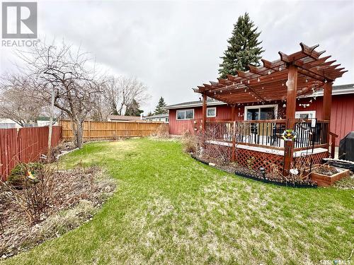 28 Hartney Bay, Weyburn, SK - Outdoor With Deck Patio Veranda