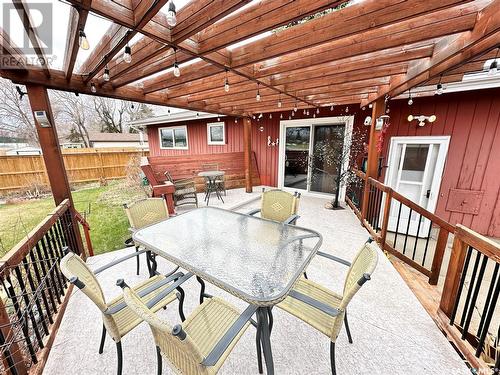 28 Hartney Bay, Weyburn, SK - Outdoor With Deck Patio Veranda With Exterior