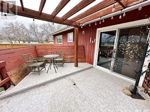 28 Hartney Bay, Weyburn, SK - Outdoor With Deck Patio Veranda With Exterior