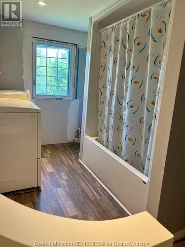 3464 Route 480, Acadieville, NB - Indoor Photo Showing Laundry Room