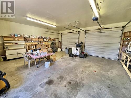 1871 Pinnacles Road, Quesnel, BC - Indoor Photo Showing Garage