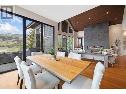 920 Stockley Street, Kelowna, BC - Indoor Photo Showing Dining Room