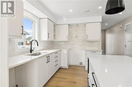 69 Guy Street, Shediac, NB - Indoor Photo Showing Kitchen With Upgraded Kitchen