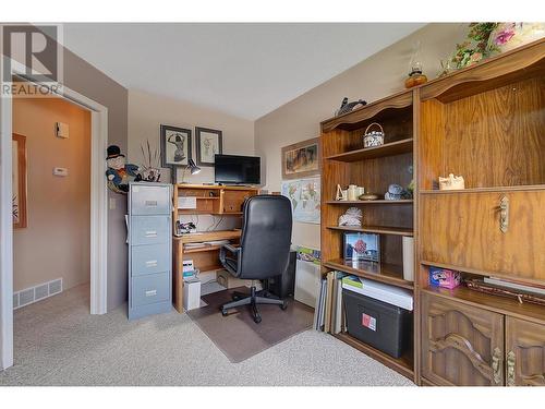 1255 Raymer Avenue Unit# 573, Kelowna, BC - Indoor Photo Showing Office