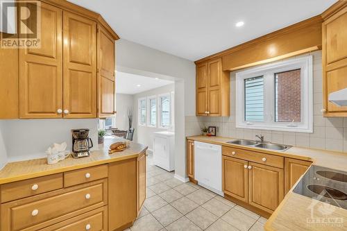 97 Reid Avenue, Ottawa, ON - Indoor Photo Showing Kitchen With Double Sink