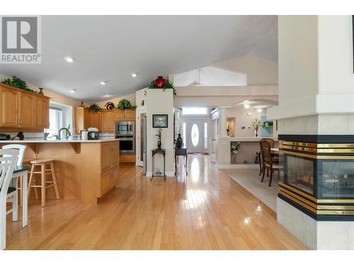 2602 Golf Course Drive, Blind Bay, BC - Indoor Photo Showing Dining Room