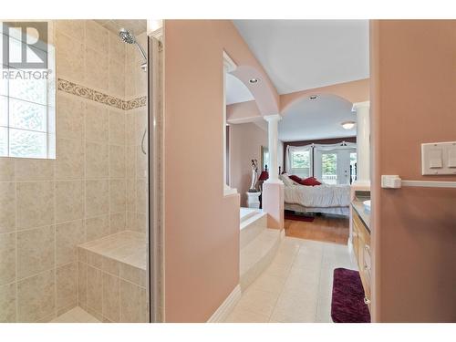 2602 Golf Course Drive, Blind Bay, BC - Indoor Photo Showing Bathroom