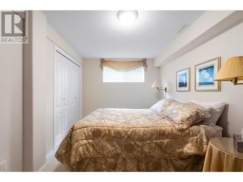 2602 Golf Course Drive, Blind Bay, BC - Indoor Photo Showing Bedroom