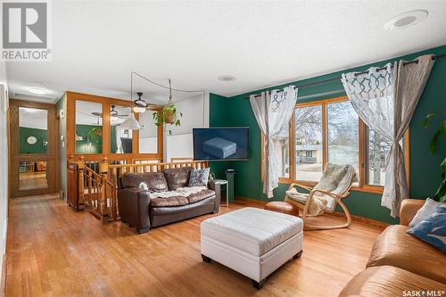 1705 Richardson Road, Saskatoon, SK - Indoor Photo Showing Living Room