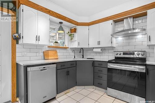 1705 Richardson Road, Saskatoon, SK - Indoor Photo Showing Kitchen
