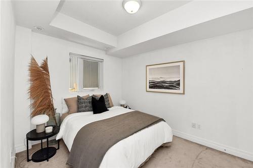 58 Macaulay Avenue|Unit #302, Toronto, ON - Indoor Photo Showing Bedroom