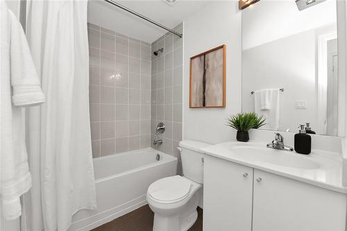 58 Macaulay Avenue|Unit #302, Toronto, ON - Indoor Photo Showing Bathroom