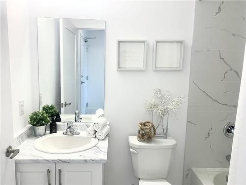 460 Dundas Street E|Unit #215, Waterdown, ON - Indoor Photo Showing Bathroom