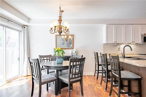 81 Blue Sky Trail, Waterdown, ON - Indoor Photo Showing Dining Room