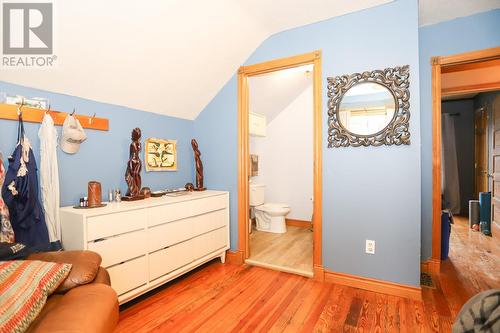 124 Trelawne Ave, Sault Ste. Marie, ON - Indoor Photo Showing Bedroom