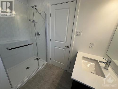 92 Nettle Crescent, Ottawa, ON - Indoor Photo Showing Bathroom
