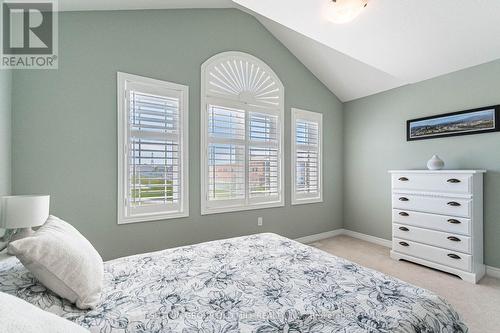45 Bellagio Avenue, Hamilton, ON - Indoor Photo Showing Bedroom