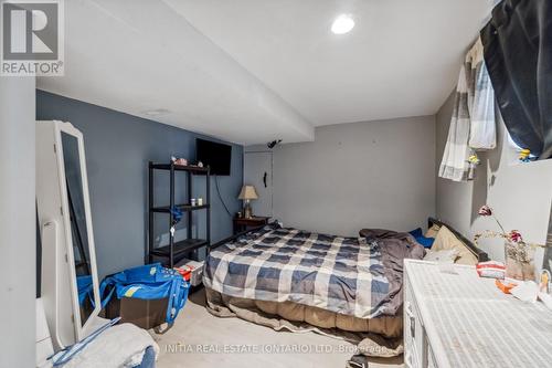 358 Davis Street, Sarnia, ON - Indoor Photo Showing Bedroom